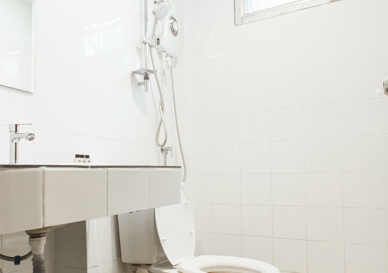 B2 Santitham Hotel 치앙마이 외부 사진